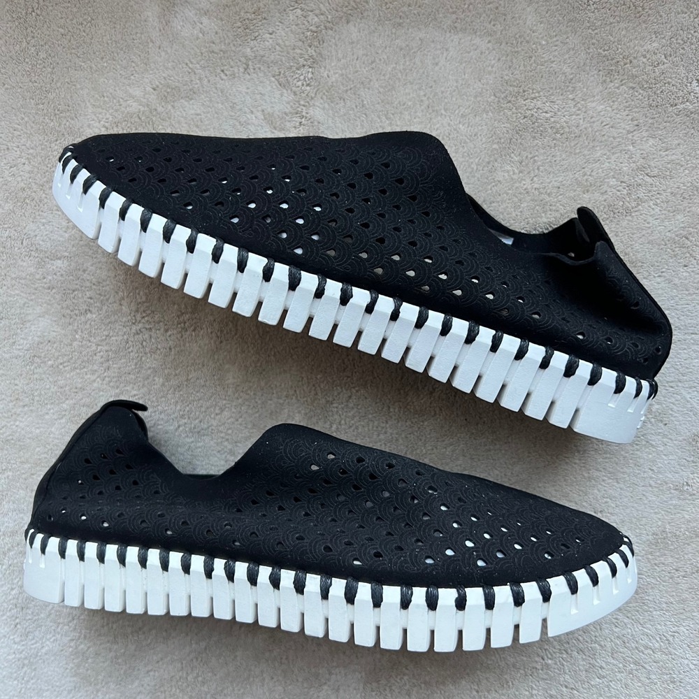 Ilse Jacobsen Tulip Black Perforated Slip On Sneakers Shoes‎ Women 5.5-6 EU36